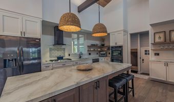 917 McDonald Dr, Amsterdam, NY 12070