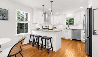 291 COLLEGE MANOR Dr, Arnold, MD 21012