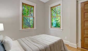 1903 N RANDOLPH St, Arlington, VA 22207