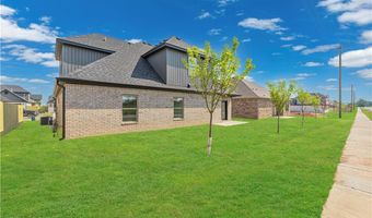 7001 SW Basswood Ave, Bentonville, AR 72713