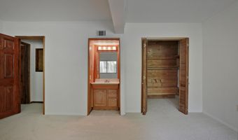 519 E Cooke Rd, Columbus, OH 43214