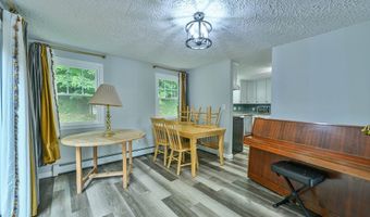 48 Central St, Auburn, MA 01501