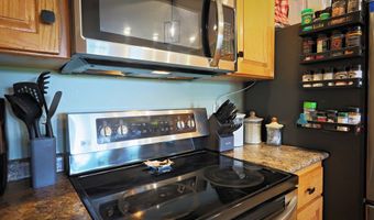 330 River Oaks Dr, Bainbridge, GA 39817