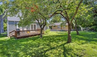 936 28th St, Des Moines, IA 50312