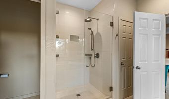 461 Waterline Rd, Ashland, OR 97520