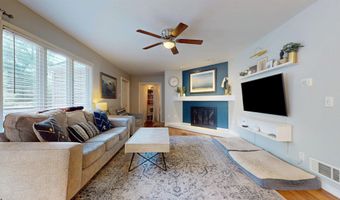 267 W Wyoming Ave, Absecon, NJ 08201