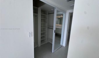 3625 N Country Club Dr 1907, Aventura, FL 33180