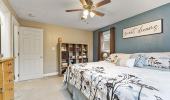 101 Williams Rd, Ashburnham, MA 01430