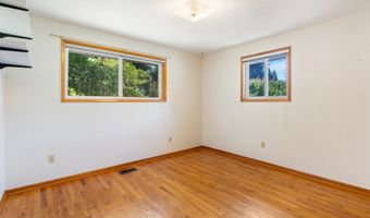 11514 SE WOOD Ave, Milwaukie, OR 97222