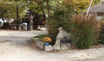 76 Lakeview Cir, Alma, KS 66401