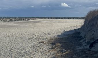 281 7th St, Avalon, NJ 08202