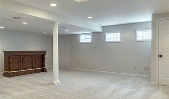 172 Log Hill Ln, Ballwin, MO 63011