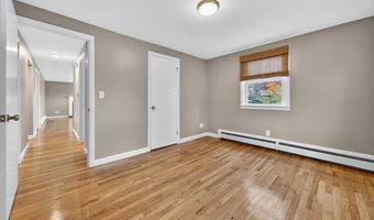 45 Hamden Rd, Cranston, RI 02920