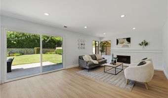 29033 Hollow Oak Ct, Agoura Hills, CA 91301