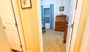 32700 SE LEEWOOD Ln 102, Boring, OR 97009