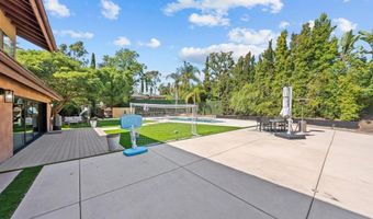 20 Lake Helix Dr, La Mesa, CA 91941