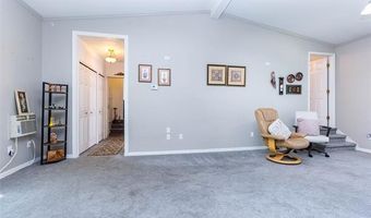 8911 Manor Ave, Allen Park, MI 48101