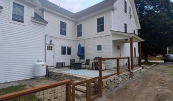 8 Main St, Bennington, NH 03442