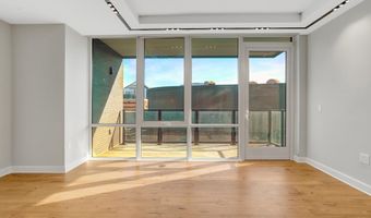 1781 N PIERCE St 1404, Arlington, VA 22209