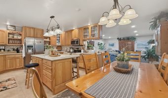 1099 PARKVIEW Dr, Brookings, OR 97415