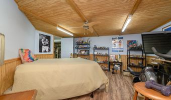 8 Laurel Ln, Bayville, NJ 08721