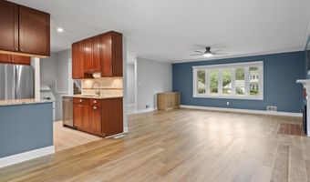8323 BLOWING ROCK Rd, Alexandria, VA 22309