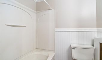 26 Columbia St, Ansonia, CT 06401