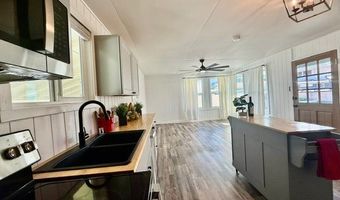 650 Oneawa St A, Kailua, HI 96734