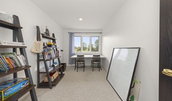 2760 N Territorial Rd W, Ann Arbor, MI 48105