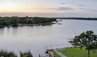 318 Boone St, Alvarado, TX 76009