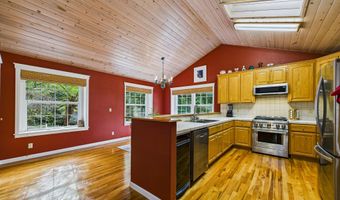 812 Diamond Dr, Arcata, CA 95521