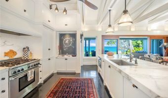 1586 Mokulua Dr, Kailua, HI 96734
