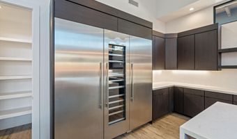 6525 E CAVE CREEK Rd 33, Cave Creek, AZ 85331