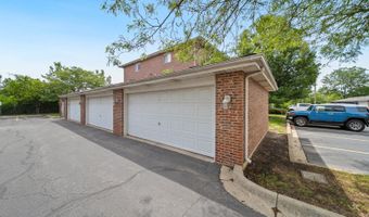 941 N Swift Rd 201, Addison, IL 60101