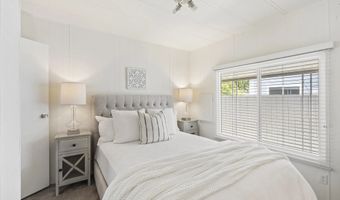7026 San Bartolo St 18, Carlsbad, CA 92011