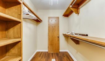 444 Greenvalley Dr, Andover, KS 67002