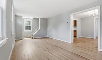 934 N LONGFELLOW St, Arlington, VA 22205