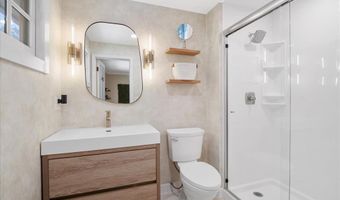 447 Maymont Dr, Ballwin, MO 63011