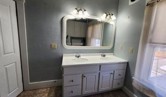 197 Emery St, Berlin, NH 03570