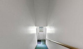 37 Enid St APT C, Bridgeport, CT 06606