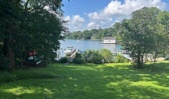 2660 GREENBRIAR Ln #B, Annapolis, MD 21401