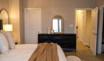 126 CAMBRIA Walk, Alexandria, VA 22304