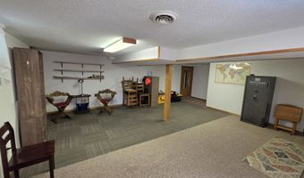 605 N Lincoln St, Aberdeen, SD 57401