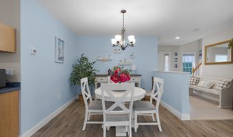 5 Sea Knoll Ct, Bourne, MA 02532