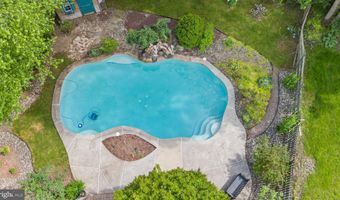 301 BERKLEY Ave, Belle Mead, NJ 08502