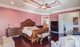 2001 Claudette Ct, Biloxi, MS 39531