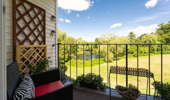 135 Amherst St 28, Amherst, NH 03031