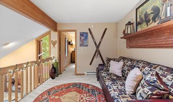 129 Woodbury, Blakeslee, PA 18610
