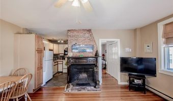 35 Pelham St D, Newport, RI 02840
