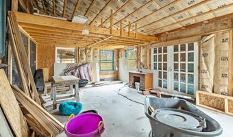 95 Center Bay Rd, Alburgh, VT 05440